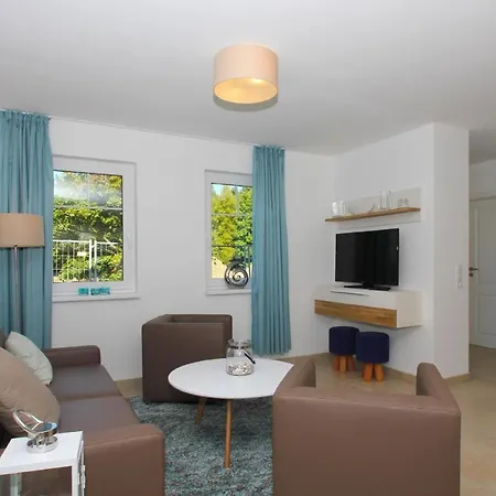 Strandnahe Mit Terrasse, Gratis Nutzung Vom Ahoi Erlebnisbad Und Sauna In Sellin - Rex Rugia 13-1 * Lobbe