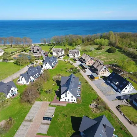 Strandnahe Rex Rugia: Terrasse Und Erlebnisbad *